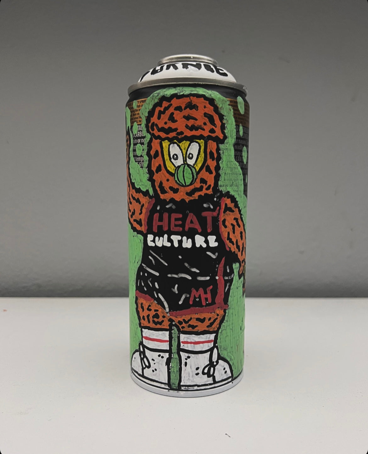 “Burnie Spray Can Serie #1.”